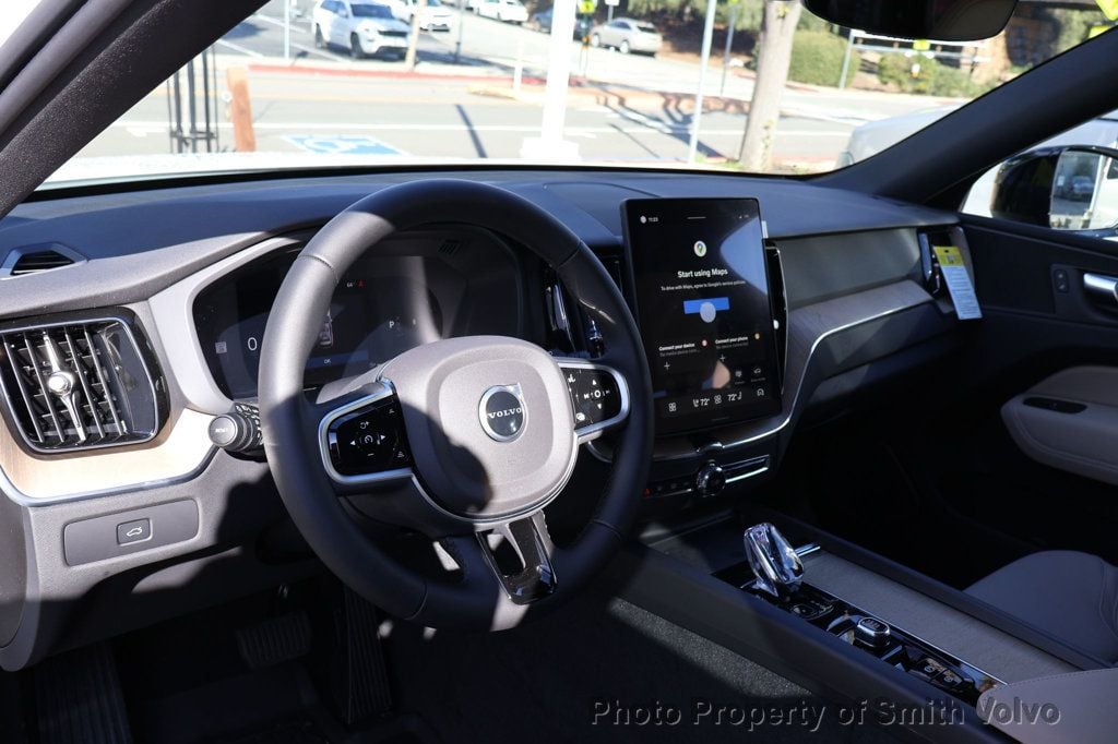 2026 Volvo XC60 Plus - Photo 9