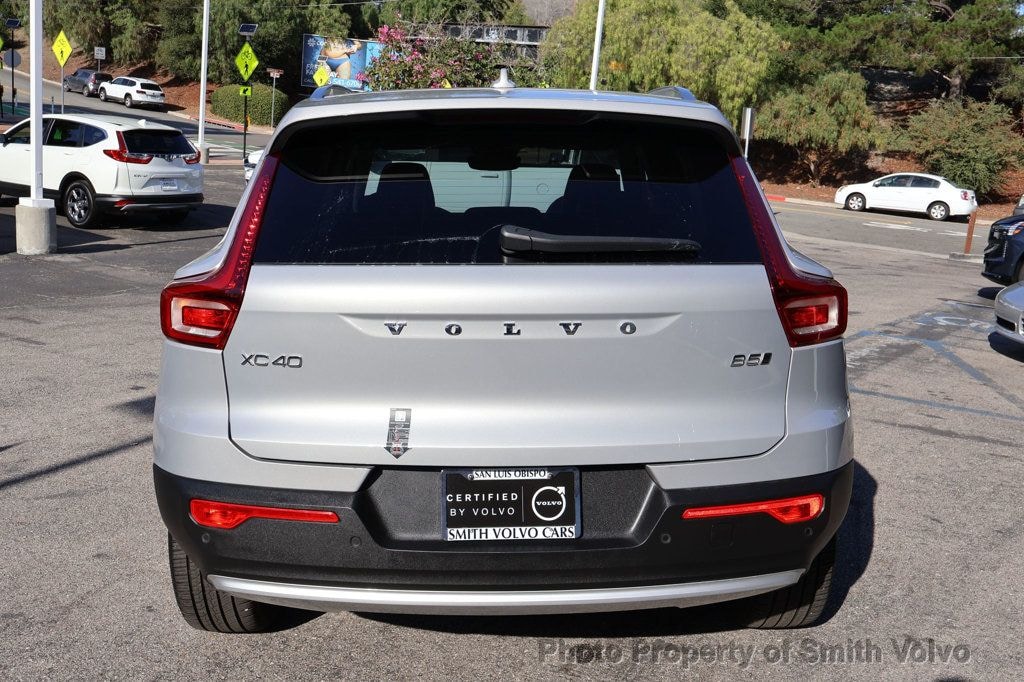 Certified 2025 Volvo XC40 B5 Plus Bright Theme SUV