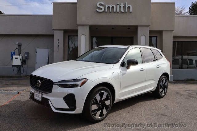 Featured New 2025 Volvo XC60 Plus YV4H60RCXS1121370 for sale in San Luis Obispo, CA