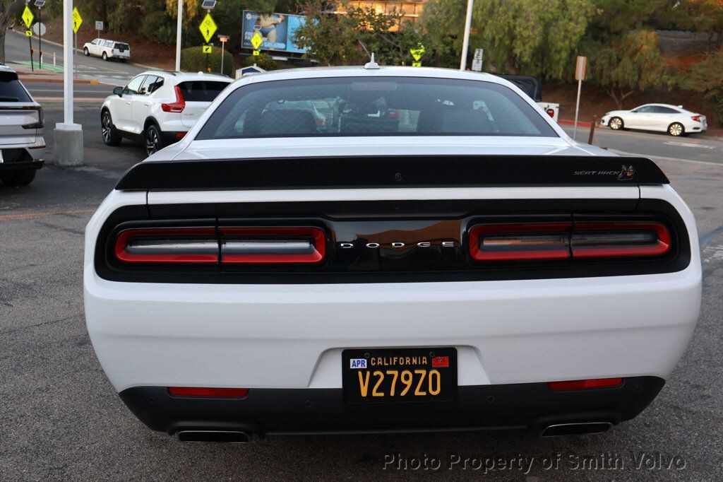 2021 Dodge Challenger R/T Scat Pack Widebody photo 4