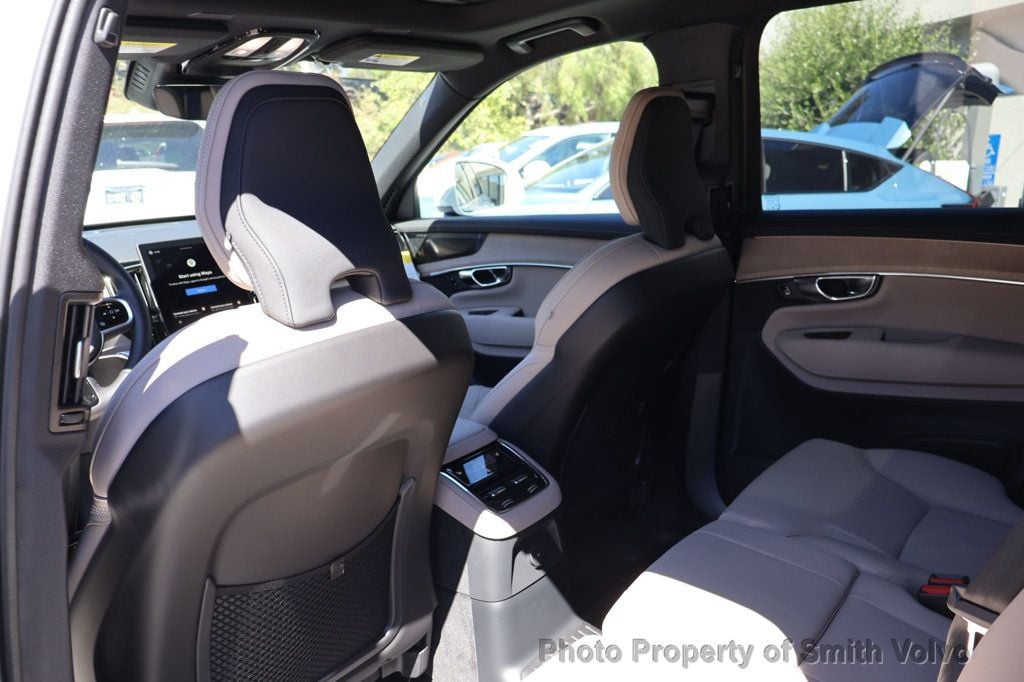 2026 Volvo XC90 Plus - Photo 14