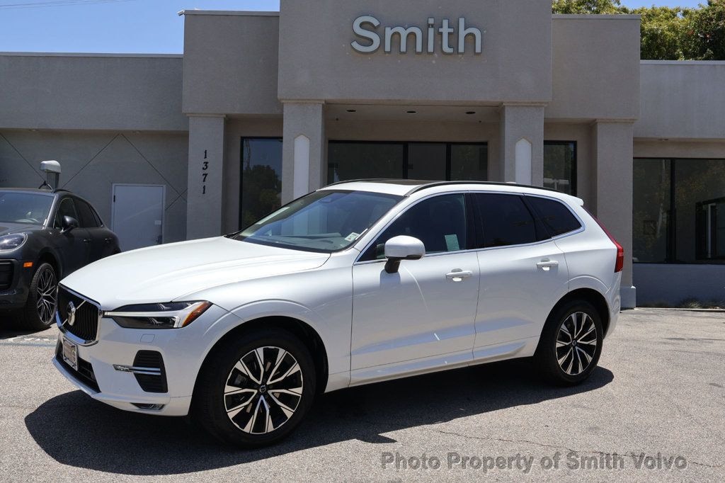 2023 Volvo XC60 B5 Core AWD's photo