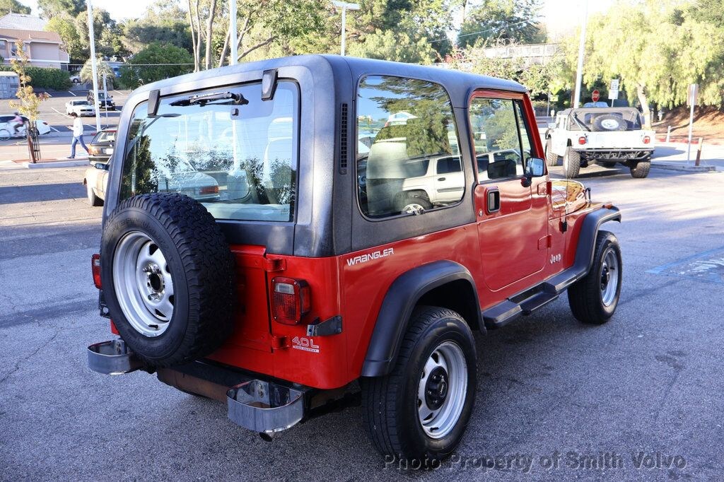 1993 Jeep Wrangler Base photo 4