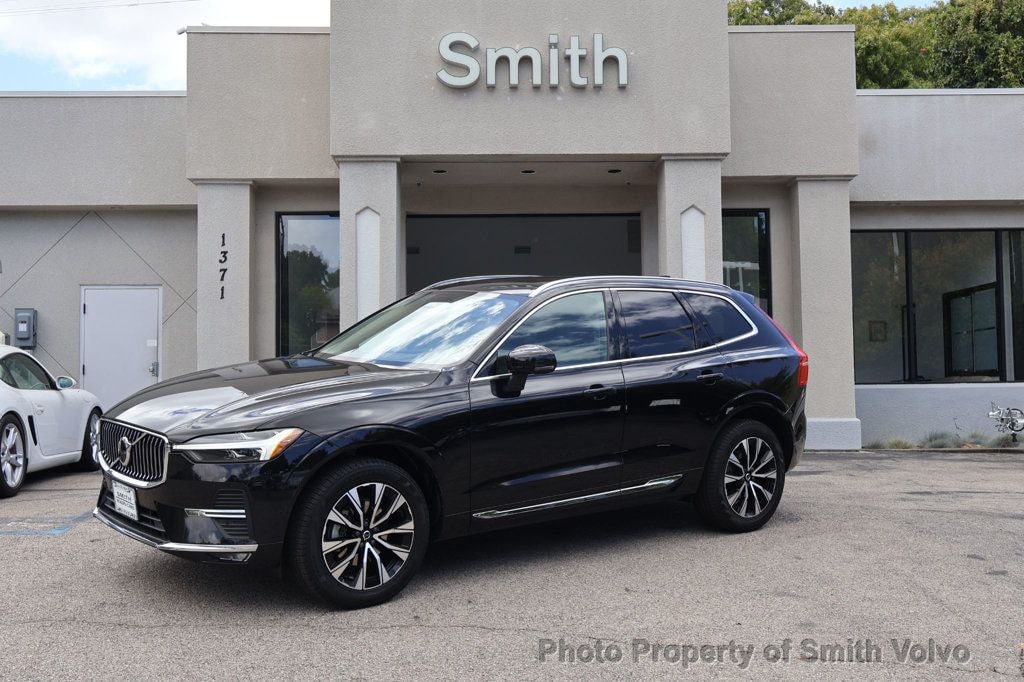 2023 Volvo XC60's photo