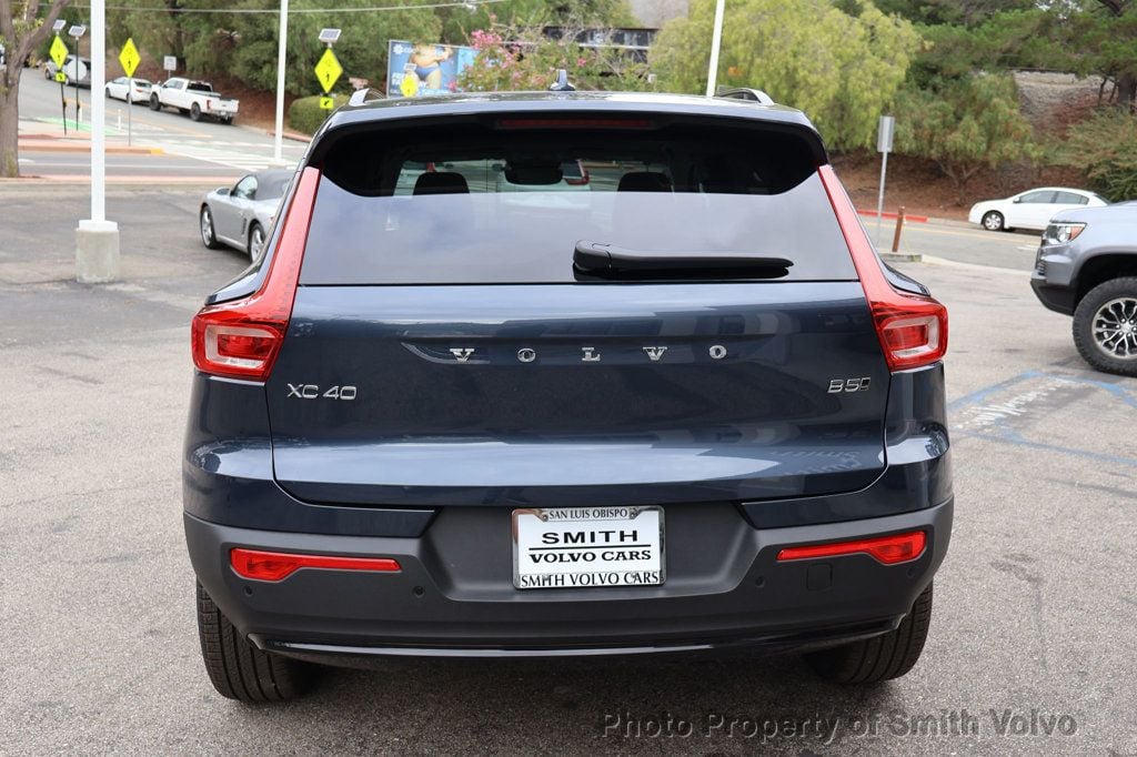 2026 Volvo XC40 Ultra - Photo 4