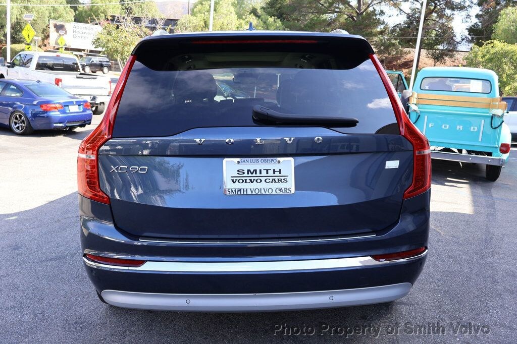 Certified 2022 Volvo XC90 Recharge Plug-In Hybrid eAWD Inscription 7 Seater SUV