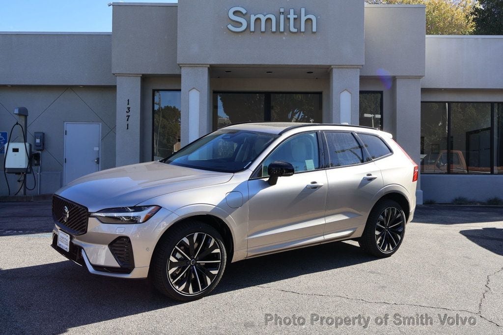 2026 Volvo XC60 Ultra's photo