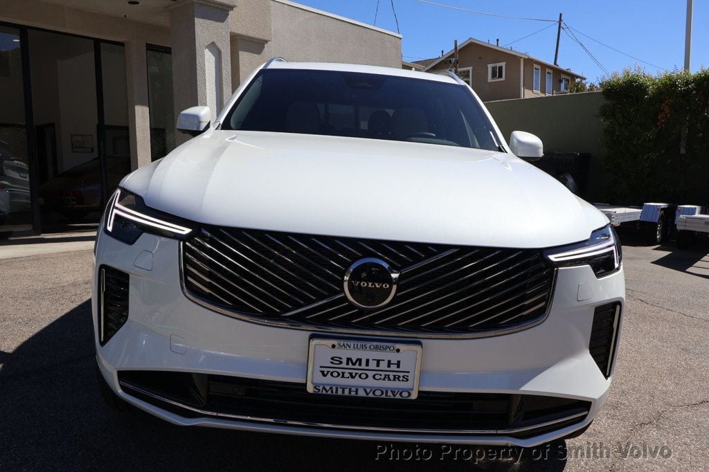 2026 Volvo XC90 Plus - Photo 8