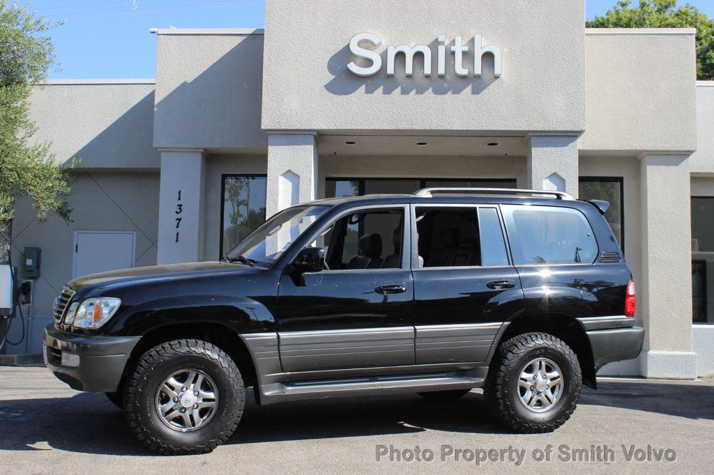 2002 Lexus LX 470's photo