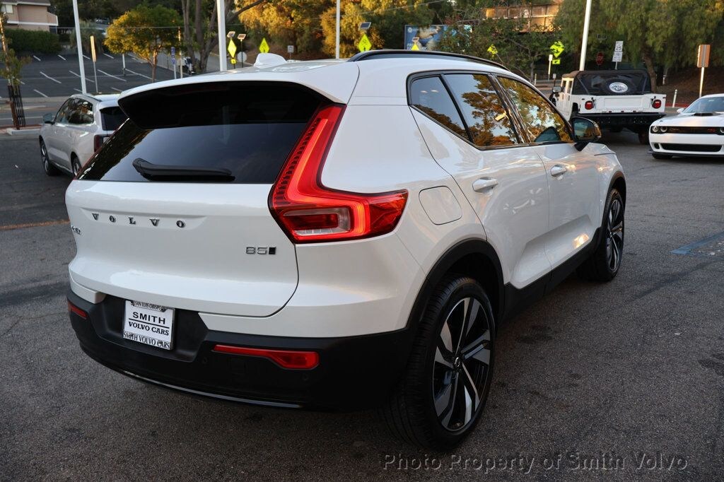 Certified 2025 Volvo XC40 B5 Plus Dark Theme SUV