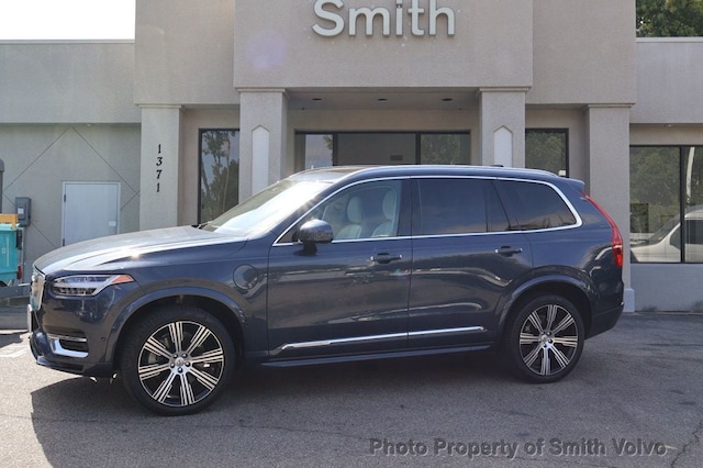 Featured Pre-Owned 2022 Volvo XC90 Recharge Plug-In Hybrid eAWD Inscription 7 Seater SUV for sale in San Luis Obispo, CA