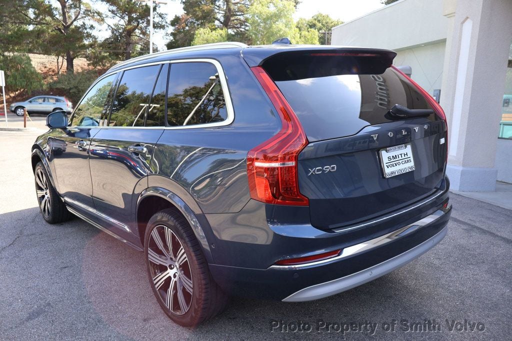 2022 Volvo XC90 Recharge Inscription photo 3