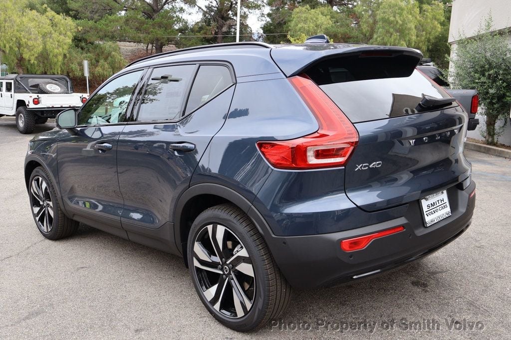 2026 Volvo XC40 Ultra - Photo 3