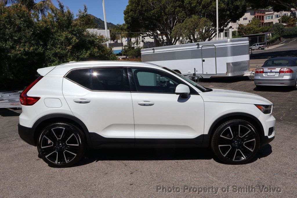 2022 Volvo XC40 Momentum - Photo 6