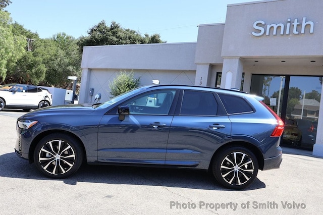 Featured Pre-Owned 2023 Volvo XC60 B5 FWD Plus Dark SUV for sale in San Luis Obispo, CA