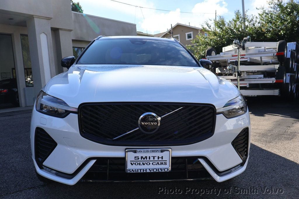 2026 Volvo XC60 Plus - Photo 7