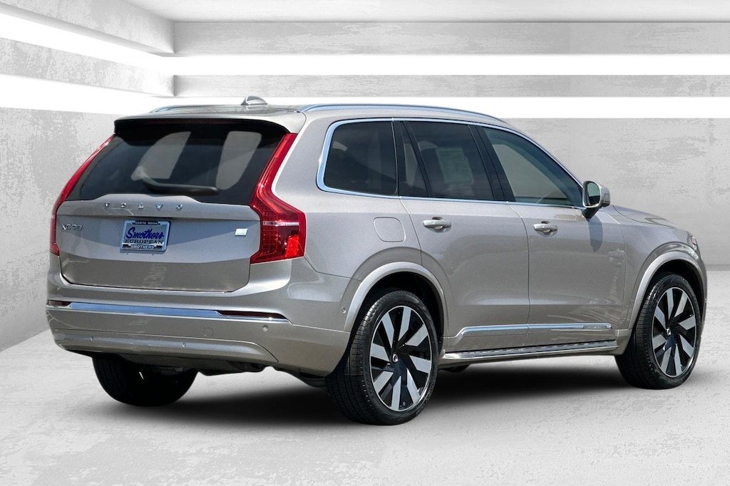 Certified 2023 Volvo XC90 Recharge Plug-In Hybrid Ultimate 6-Seater SUV