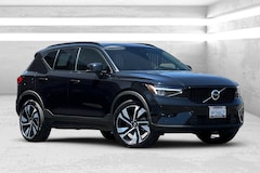 Used Vehicles for sale in the 2025 Volvo XC40 B5 Plus Dark Theme SUV V21948 Santa Rosa, Bay Area