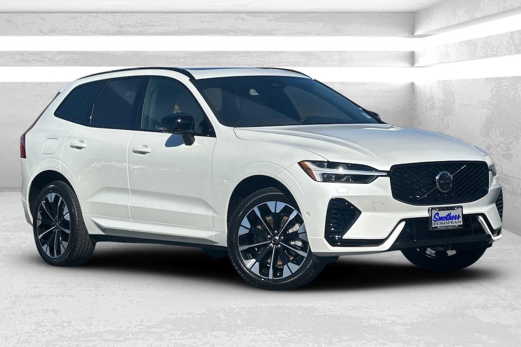 New 2026 Volvo XC60 plug-in hybrid T8 Plus SUV