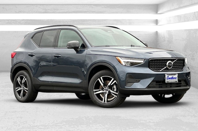 New 2026 Volvo XC40 B5 Core AWD SUV Santa Rosa, Bay Area