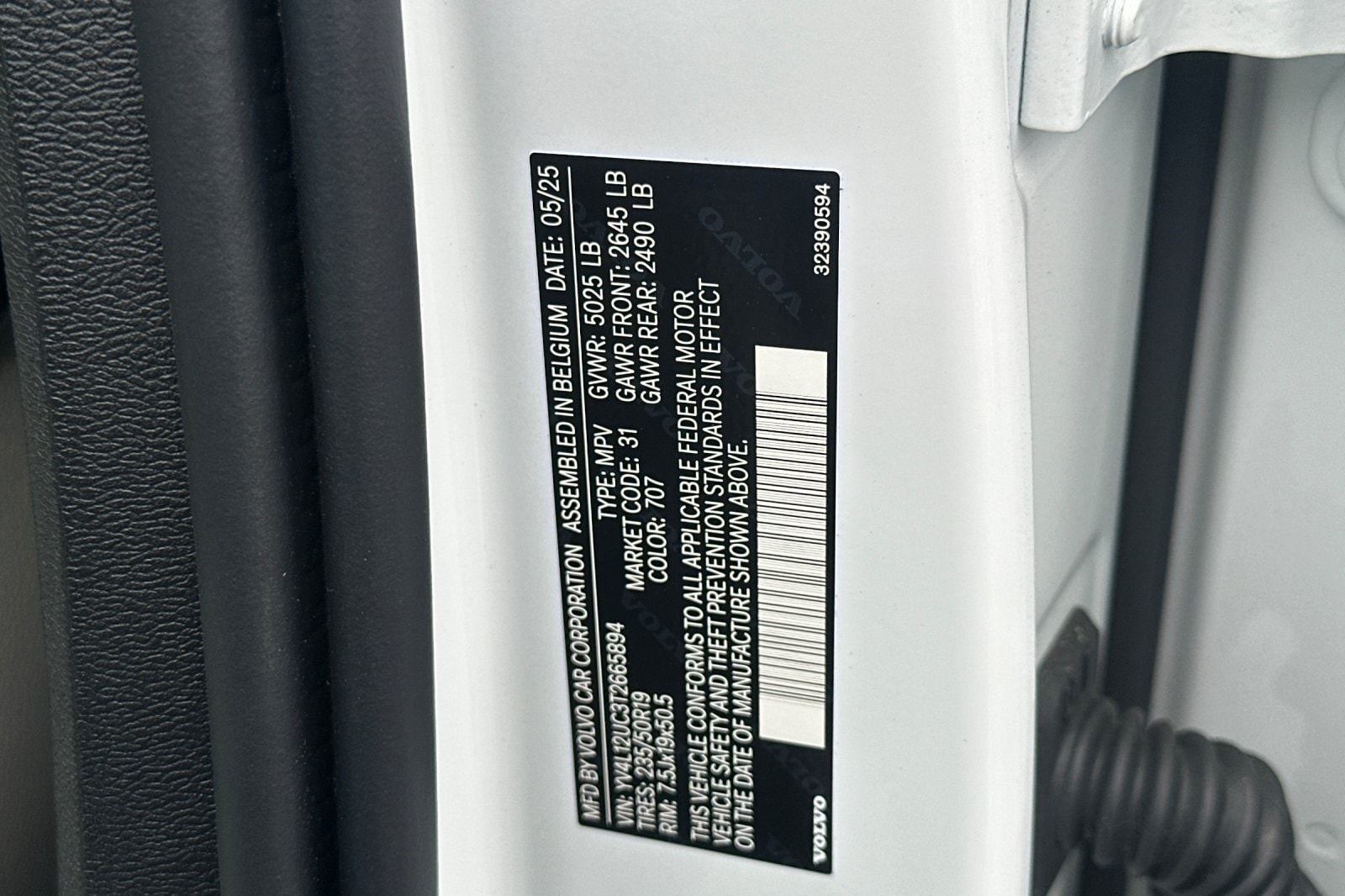 2026 Volvo XC40 Plus - Photo 28