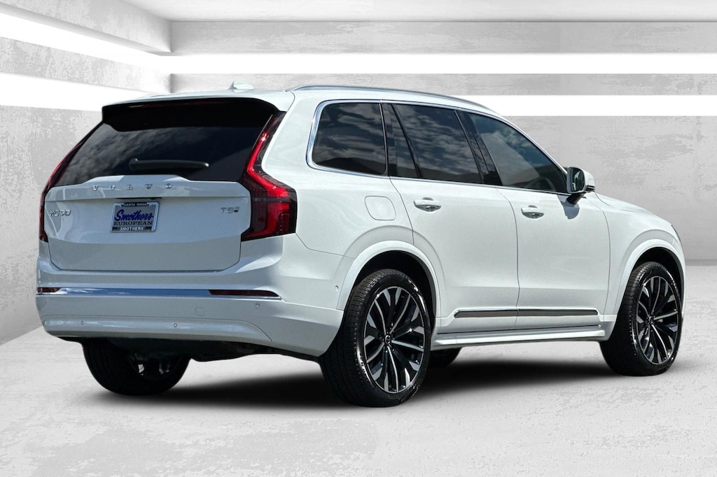 New 2026 Volvo XC90 plug-in hybrid T8 Ultra 7-Seater SUV