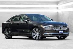 2025 Volvo S90 B6 Plus Sedan