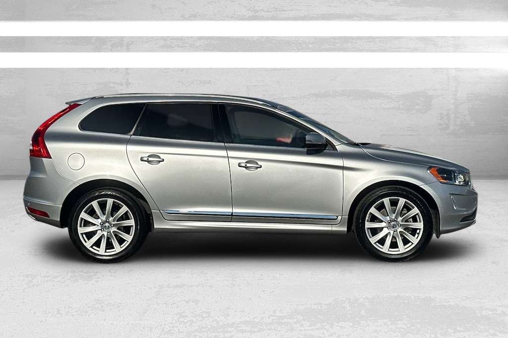Used 2017 Volvo XC60 T6 AWD Inscription SUV