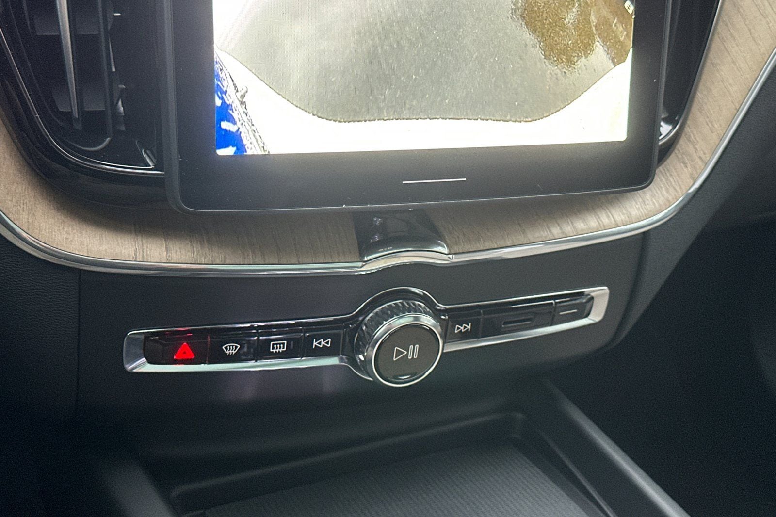 2026 Volvo XC60 Plus - Photo 19