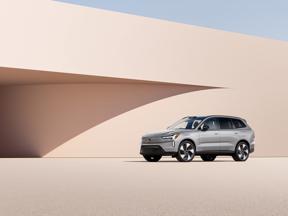 Volvo EX90 Recharge Pure Electric SUV