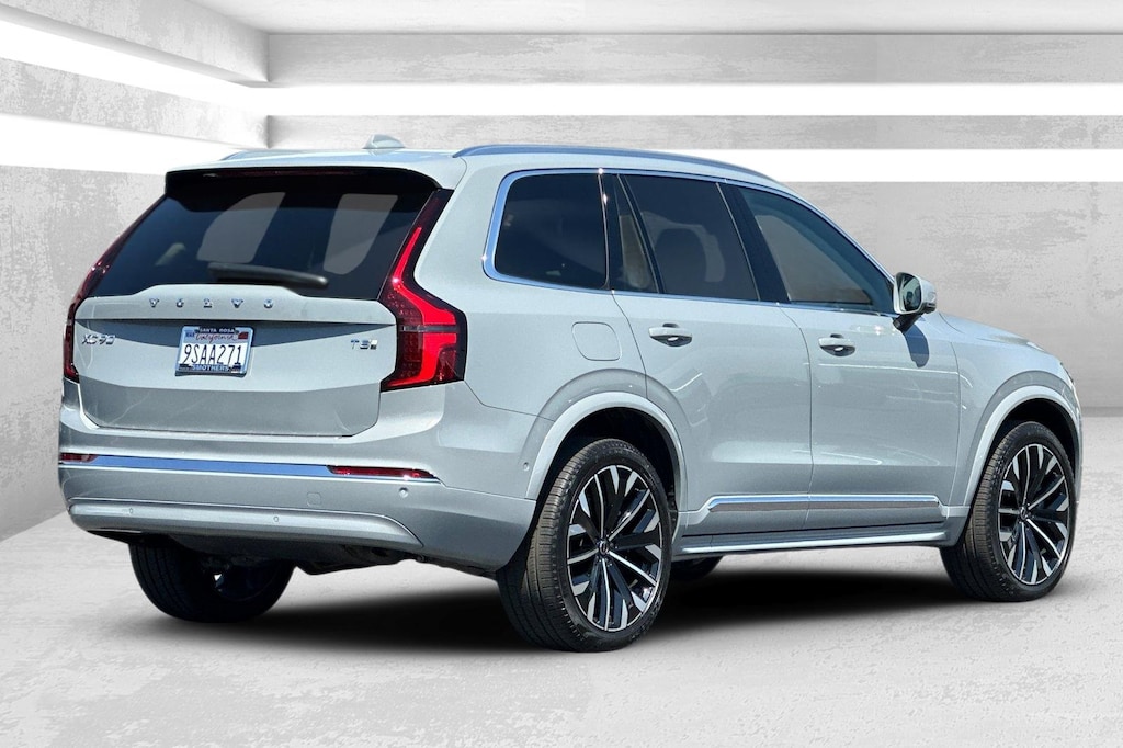 Certified 2025 Volvo XC90 plug-in hybrid T8 (2025.5) Plus 7-Seater SUV