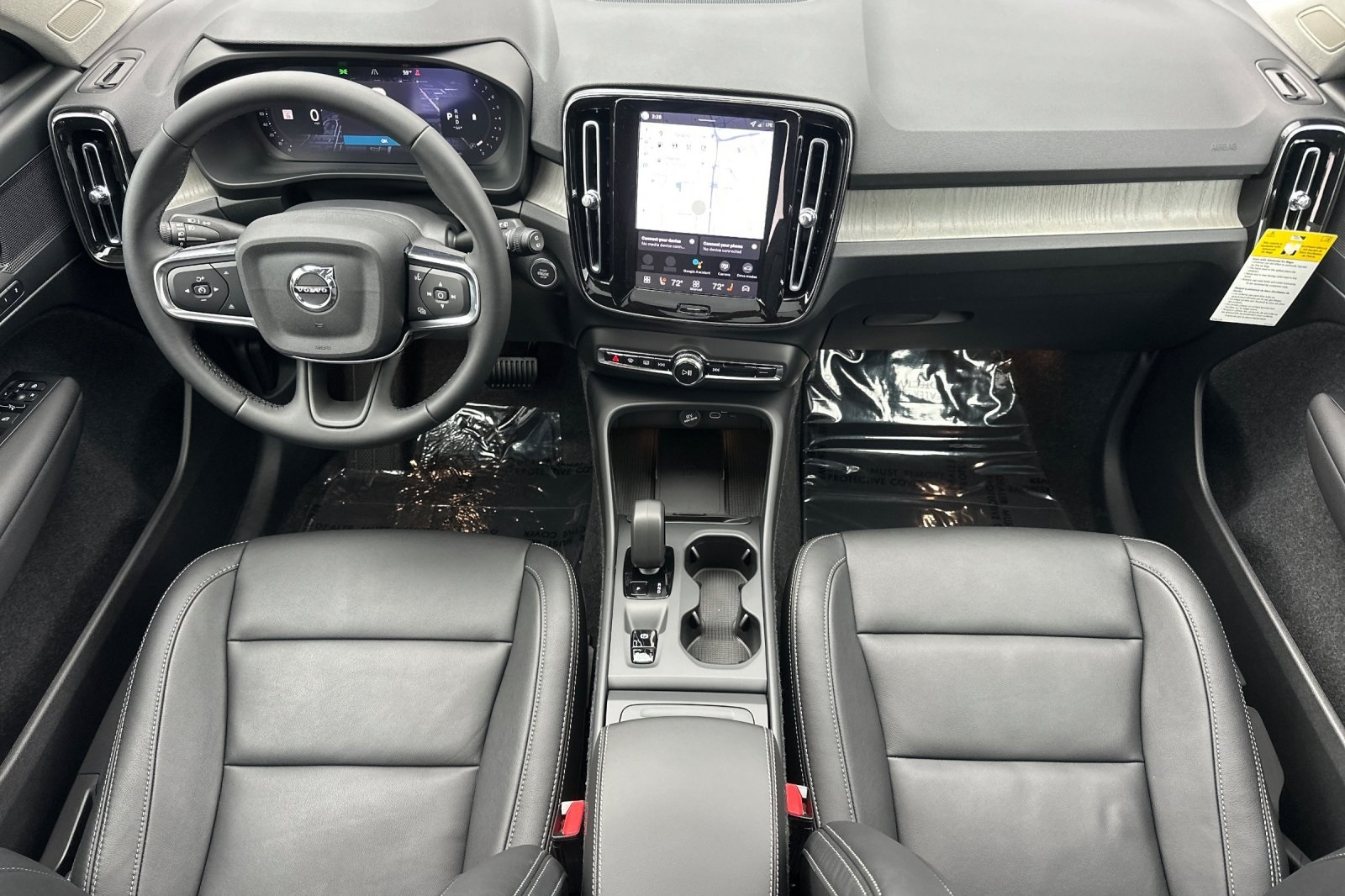 2026 Volvo XC40 Core - Photo 13