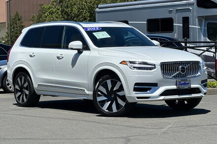 2023 Volvo XC90 Recharge Plug-In Hybrid Ultimate Bright 7-Seater SUV