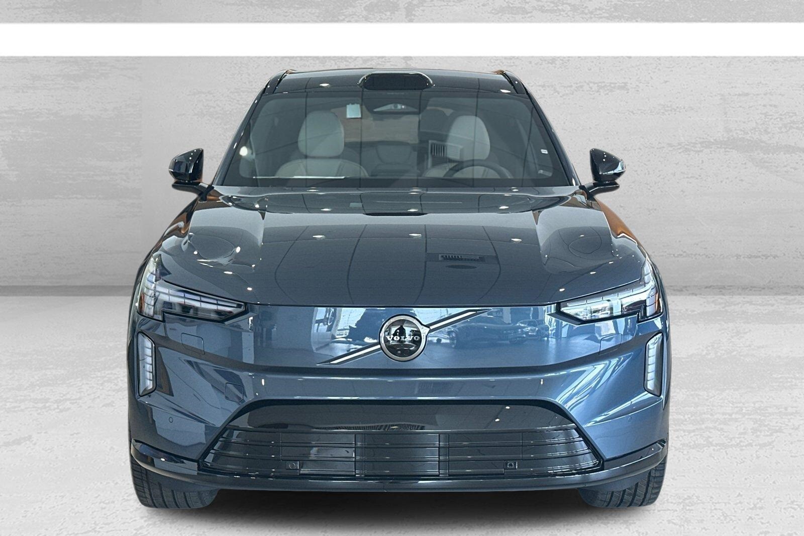 2025 Volvo EX90 Twin Motor Performance Plus photo 2