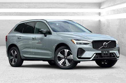 2025 Volvo XC60 plug-in hybrid T8 Core AWD SUV
