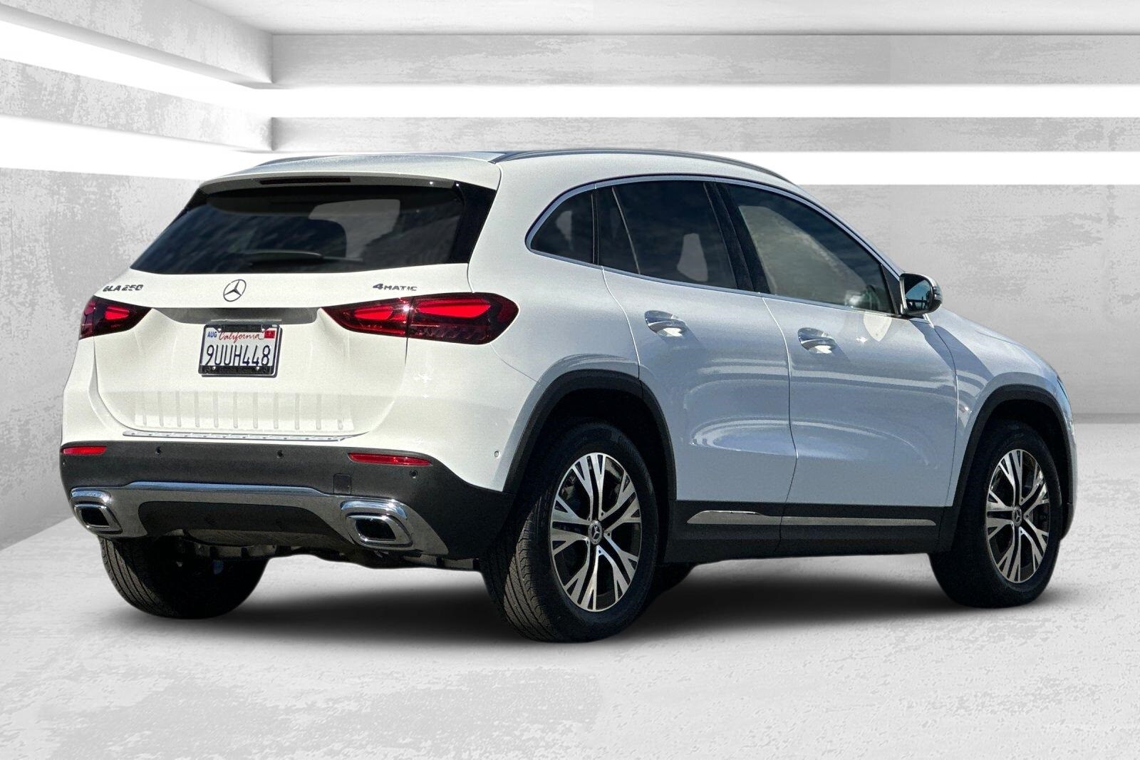 2025 Mercedes Benz GLA 250 4MATIC photo 2