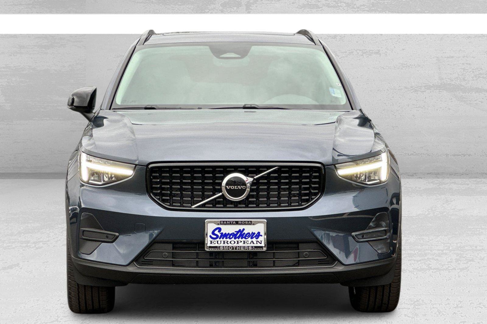 2026 Volvo XC40 Core - Photo 9