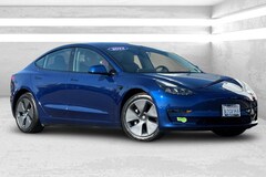 2022 Tesla Model 3 Long Range Sedan