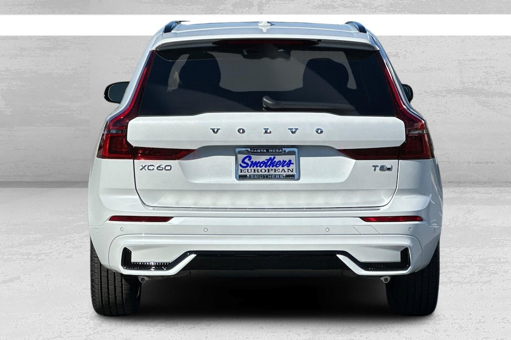 New 2026 Volvo XC60 plug-in hybrid T8 Plus SUV