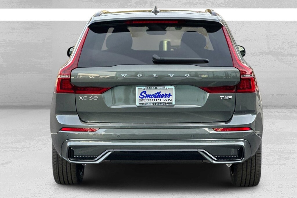 New 2026 Volvo XC60 plug-in hybrid T8 Plus SUV