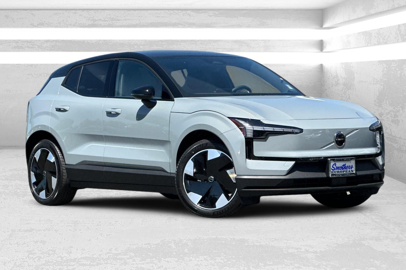 2026 Volvo EX30 Single Motor Plus's photo