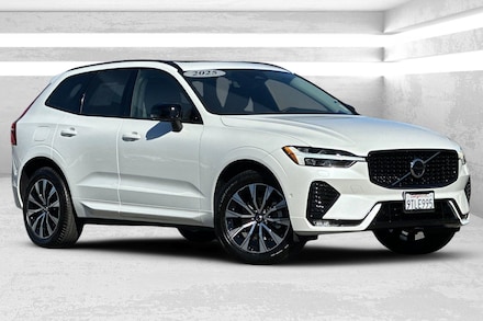 2025 Volvo XC60 B5 Plus SUV