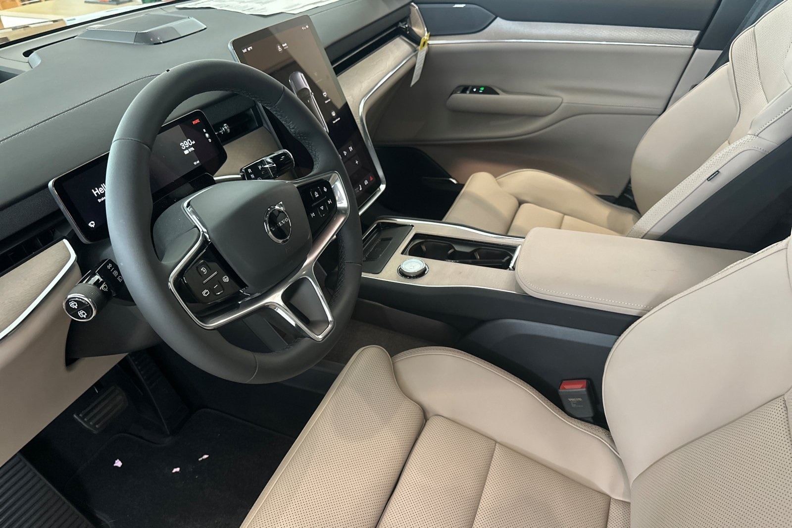 2025 Volvo EX90 Plus - Photo 7