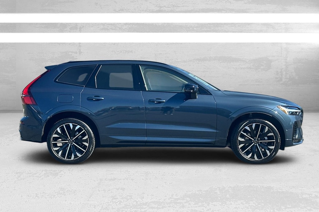 New 2026 Volvo XC60 B5 Ultra SUV