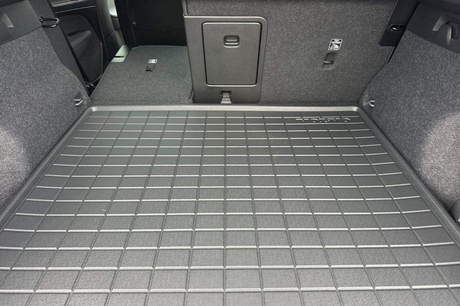 2026 Volvo XC40 Core - Photo 14