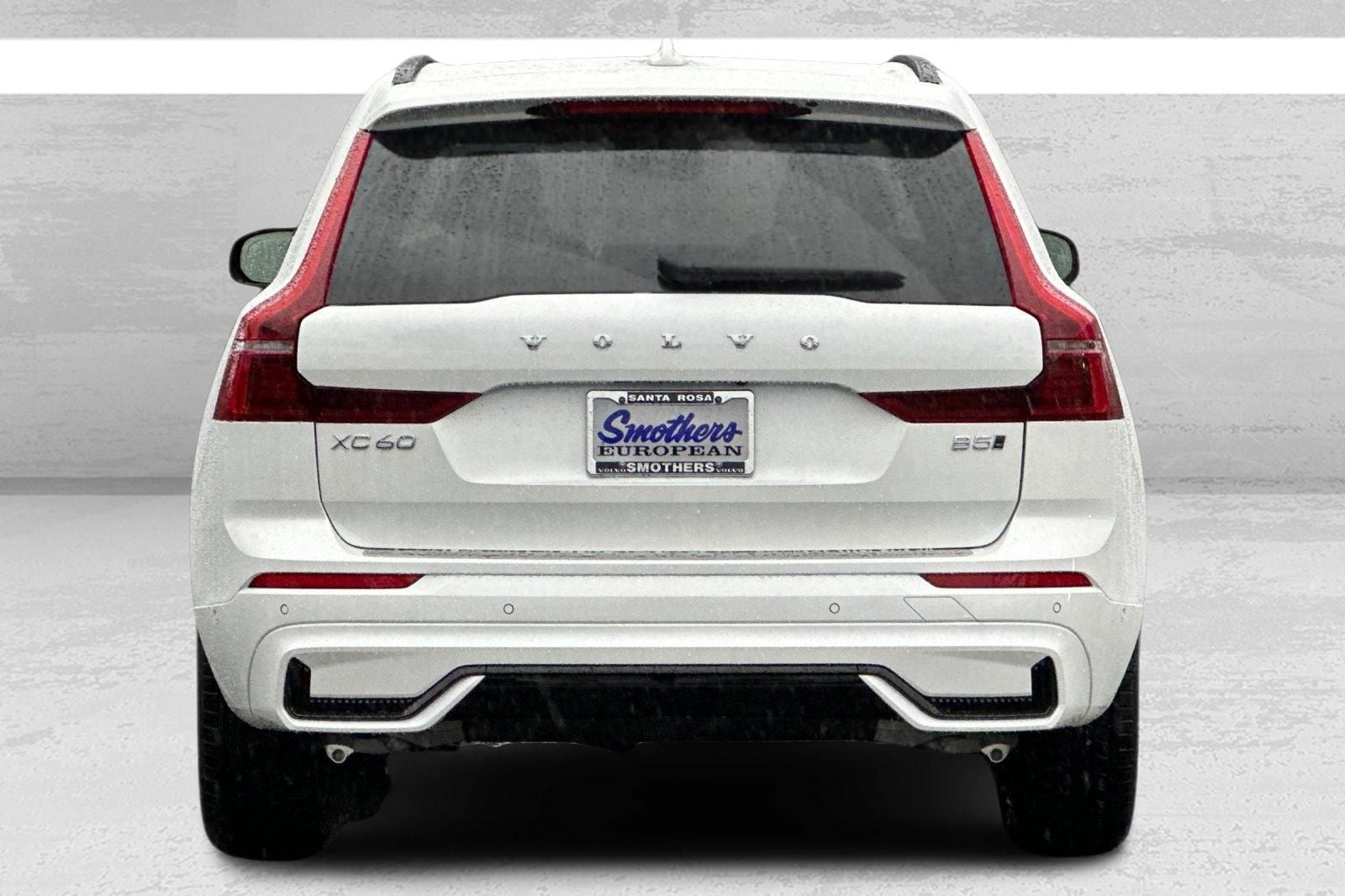 2026 Volvo XC60 Plus - Photo 4