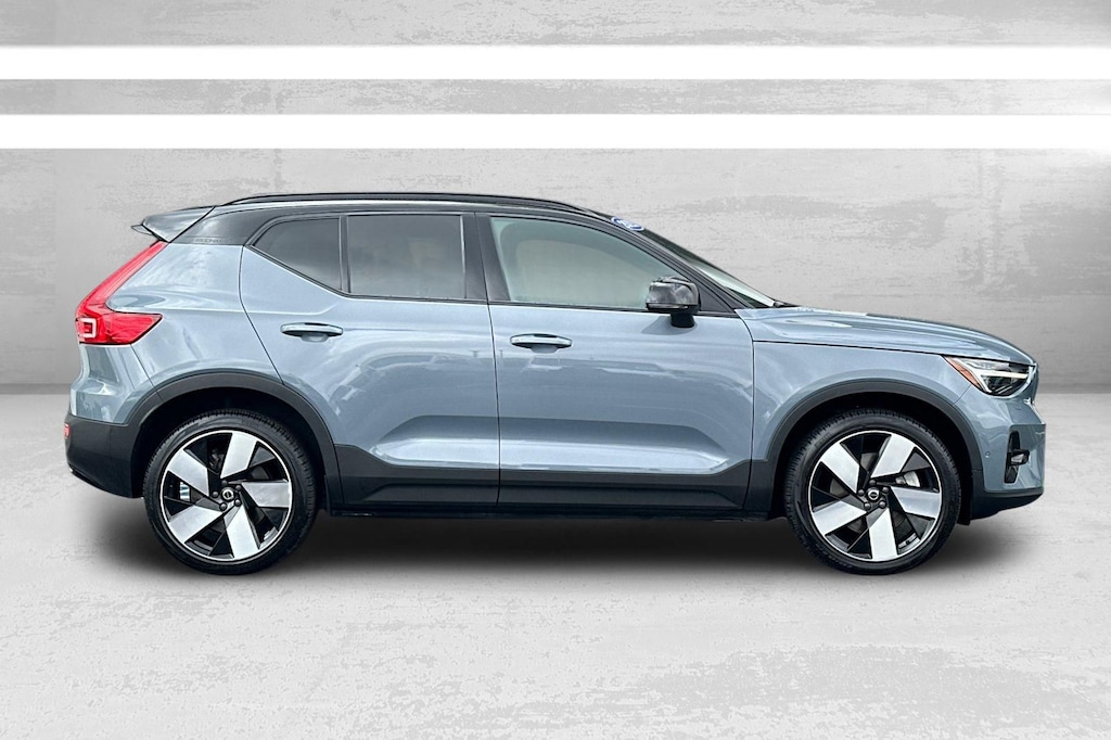 Certified 2023 Volvo XC40 Recharge Pure Electric Ultimate SUV