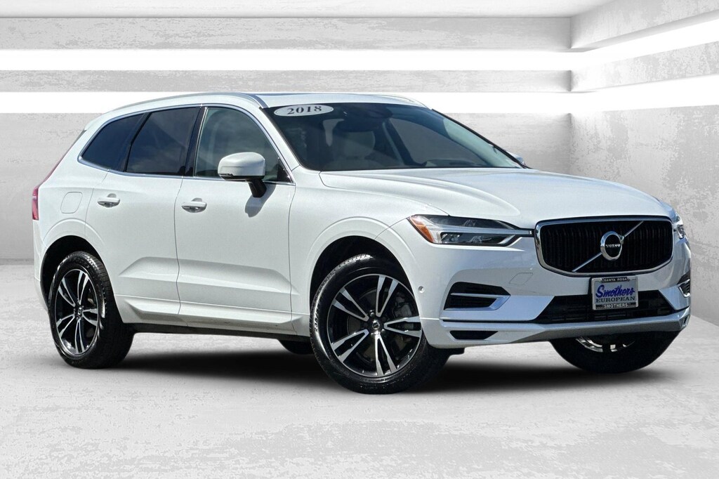 Used 2018 Volvo XC60 Hybrid T8 Momentum SUV