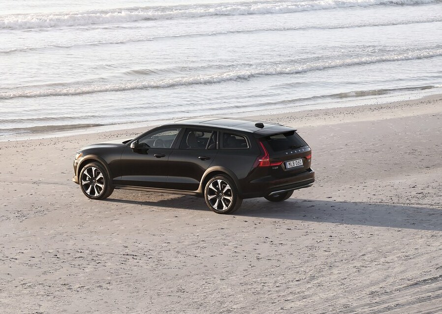 Volvo V60 Driving near Santa Rosa CA