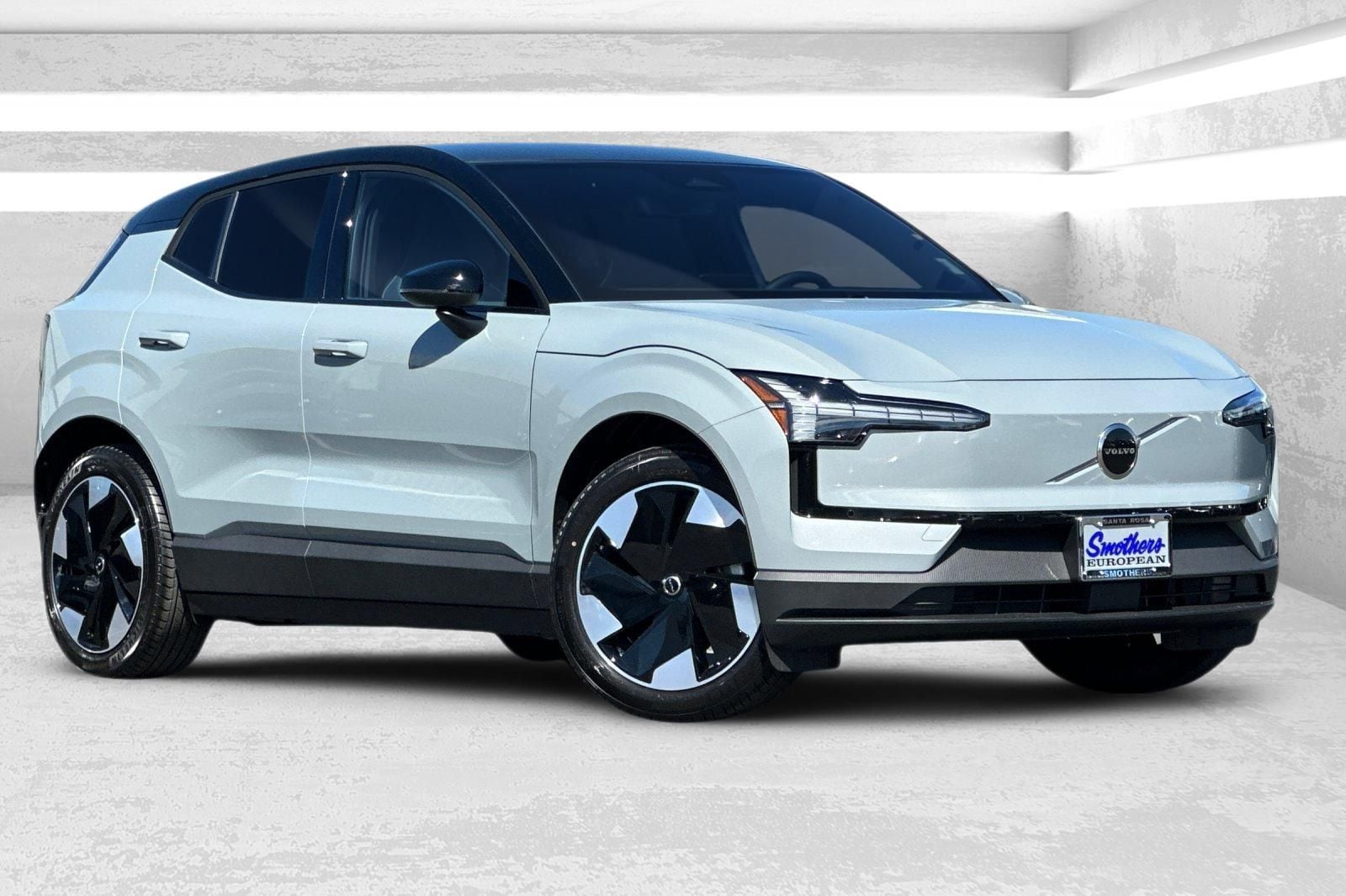 2026 Volvo EX30 Single Motor Plus's photo